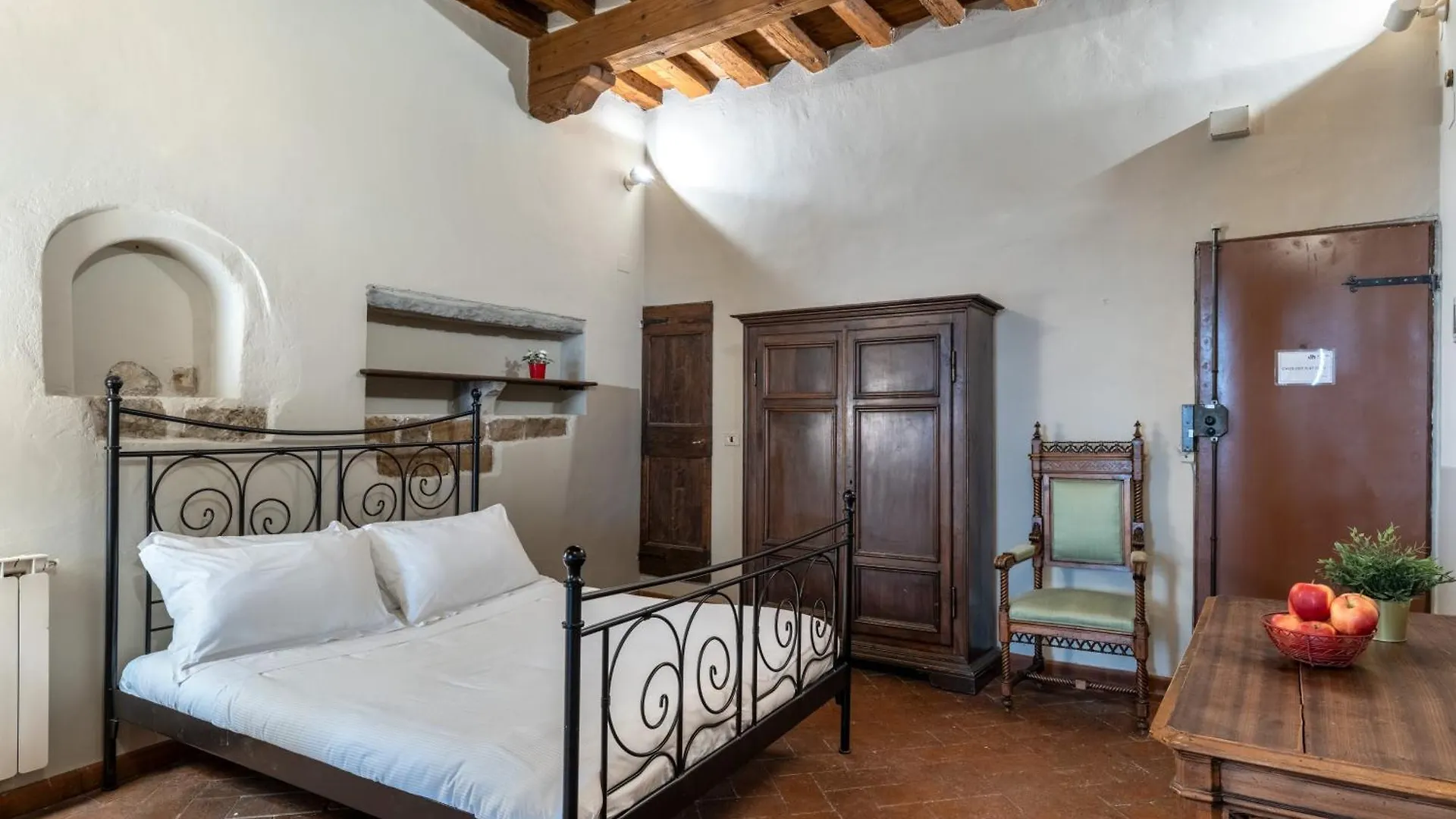 Santa Croce Junior Suite - Dolcevita Holiday Florencja Apartament