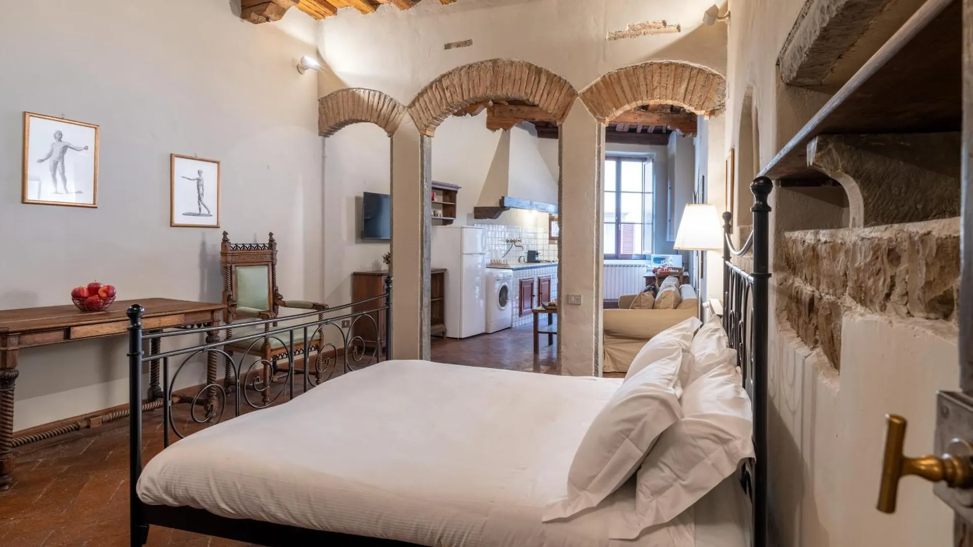 Apartment Santa Croce Junior Suite - Dolcevita Holiday Florence